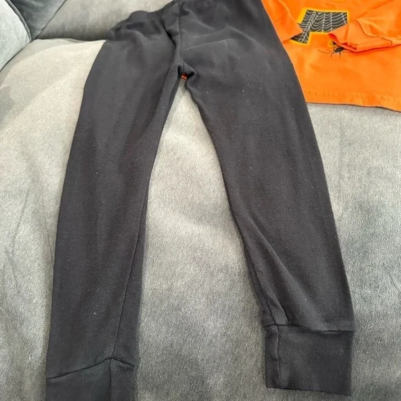 Carter’s Halloween Matching Set 3T and Ghostbusters tee - Picture 6 of 7